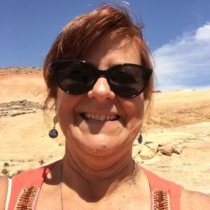 Meet your Posher, Joy